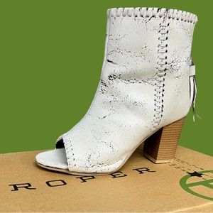 EUC Roper White Leather Betsy Open Toe Ankle Boots